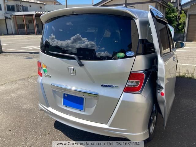 honda freed-spike 2016 CFJ1681634 image 2