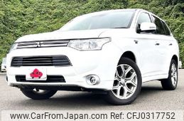 mitsubishi outlander-phev 2013 -MITSUBISHI--Outlander PHEV DLA-GG2W--GG2W-0000325---MITSUBISHI--Outlander PHEV DLA-GG2W--GG2W-0000325-