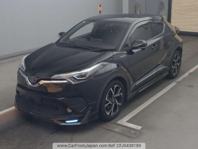 toyota c-hr 2017 quick_quick_DAA-ZYX10_ZYX10-2011638 image 1