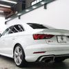 audi audi-others 2018 quick_quick_ABA-8VDAZL_WUAZZZ8V7H1900579 image 3