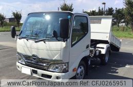 hino dutro 2023 GOO_NET_EXCHANGE_0803953A30240930W001