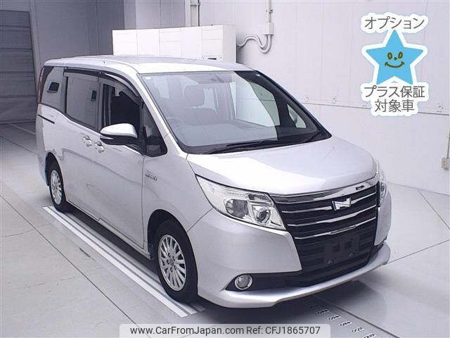 toyota noah 2015 CFJ1865707 image 1