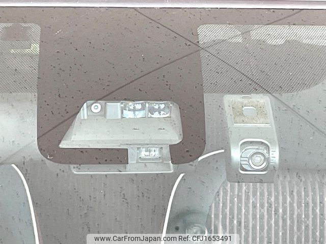 toyota vitz 2018 CFJ1653491 image 2