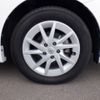 toyota prius-α 2019 -TOYOTA--Prius α DAA-ZVW40W--ZVW40-0034109---TOYOTA--Prius α DAA-ZVW40W--ZVW40-0034109- image 18