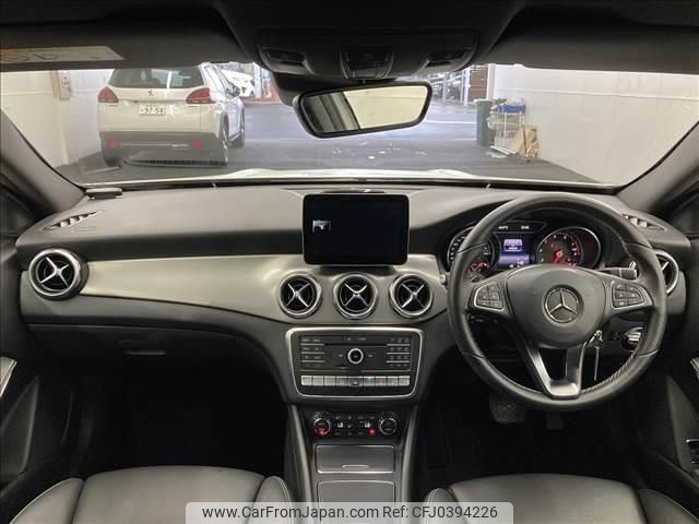 mercedes-benz gla-class 2018 quick_quick_DBA-156947_WDC1569472J519793 image 2