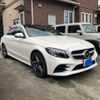 mercedes-benz c-class 2019 CFJ1850611 image 3
