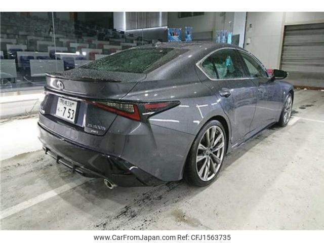 lexus is 2021 CFJ1563735 image 2