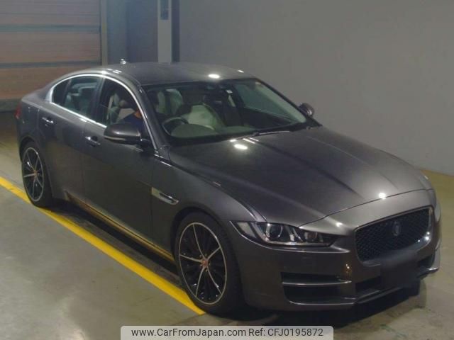 jaguar xe 2015 quick_quick_CBA-JA2GA_SAJAB4AGXGA903036 image 1