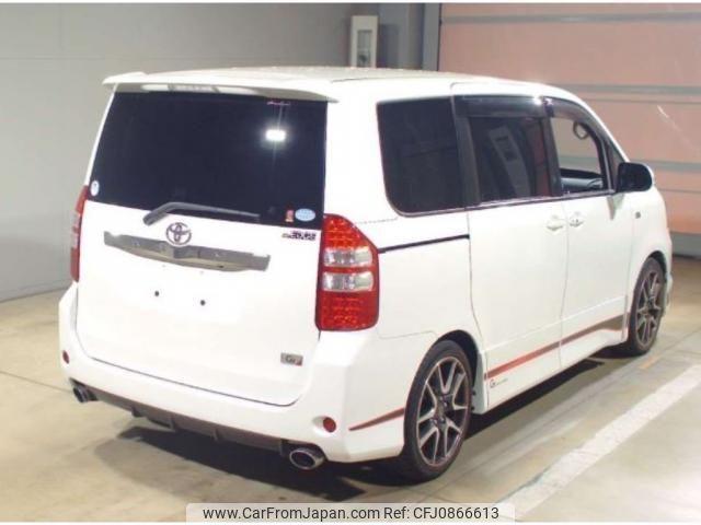 toyota noah 2010 quick_quick_DBA-ZRR70W_0362239 image 2