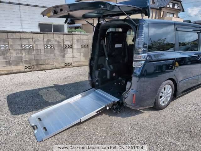 toyota voxy 2021 CFJ1851924 image 1