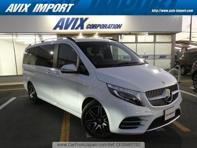 mercedes-benz v-class 2022 quick_quick_447813N_W1V44781324101847 image 1