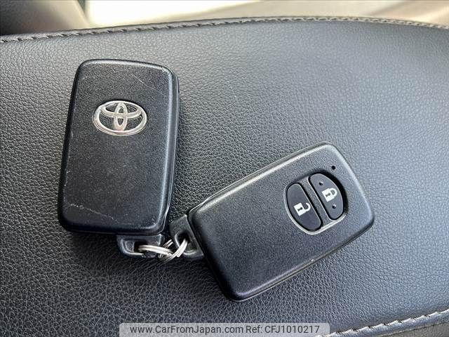 toyota prius 2011 -TOYOTA--Prius DAA-ZVW30--ZVW30-5301973---TOYOTA--Prius DAA-ZVW30--ZVW30-5301973- image 2