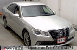 toyota crown 2013 CFJ1814371