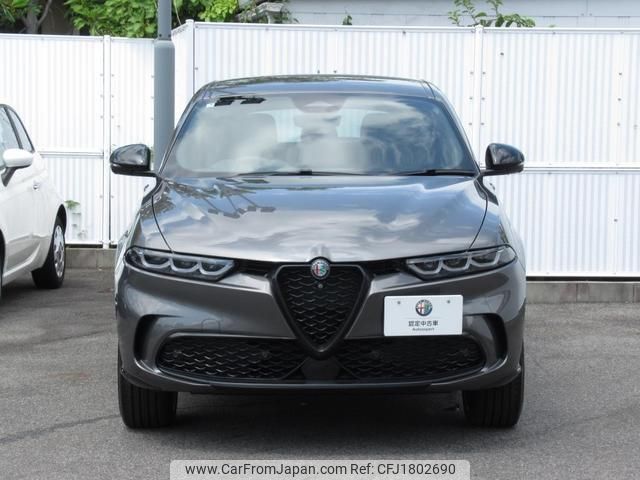 alfa-romeo alfa-romeo-others 2025 CFJ1802690 image 2