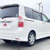 toyota noah 2009 504928-925702 image 2