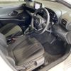 toyota yaris 2022 quick_quick_6AA-MXPH10_MXPH10-2090475 image 13