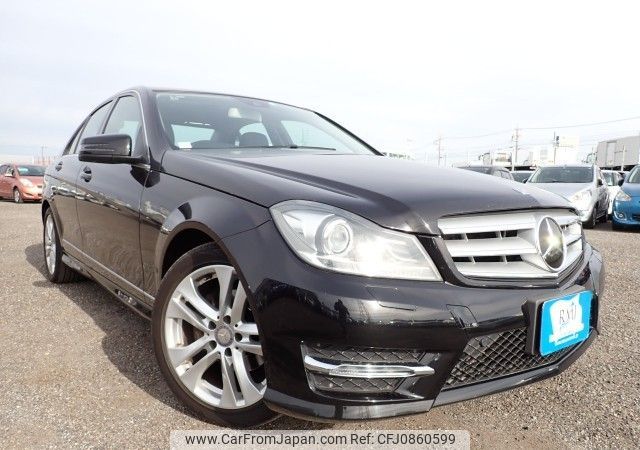 mercedes-benz c-class 2013 N2024120332F-12 image 2