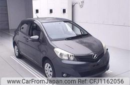 toyota vitz 2012 -TOYOTA--Vitz KSP130-2064579---TOYOTA--Vitz KSP130-2064579-