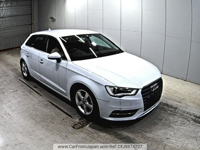 audi a3 2015 -AUDI--Audi A3 8VCXS-WAUZZZ8V5FA132527---AUDI--Audi A3 8VCXS-WAUZZZ8V5FA132527- image 1