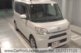 daihatsu tanto 2013 CFJ1217125