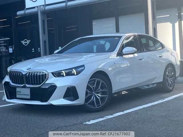 bmw 5-series 2025 CFJ1677902 image 1