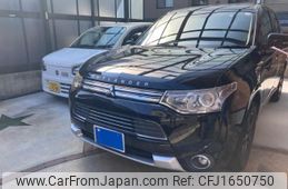 mitsubishi outlander-phev 2014 CFJ1650750
