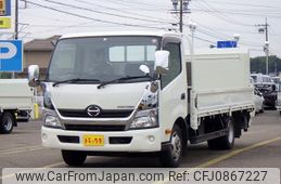 hino dutro 2017 N9024060004F-90