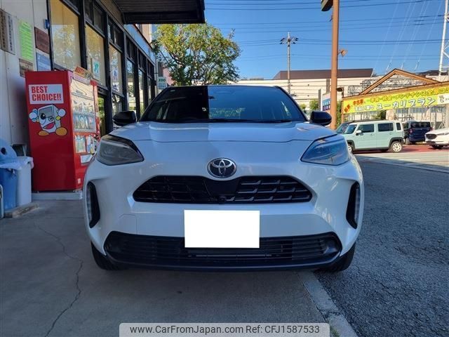 toyota yaris-cross 2025 CFJ1587533 image 2