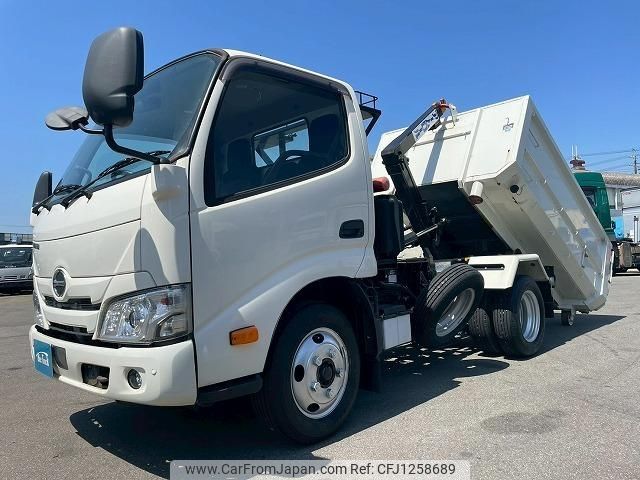 hino dutro 2020 GOO_NET_EXCHANGE_0700644A30250605W002 image 1