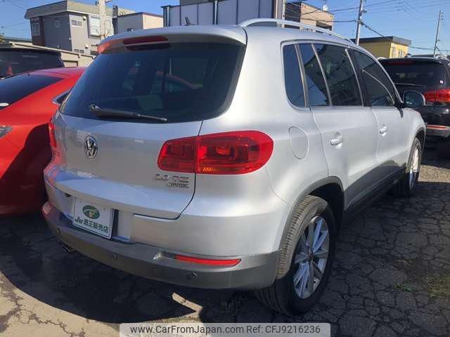 volkswagen tiguan 2012 -VOLKSWAGEN--VW Tiguan 5NCCZ--CW022621---VOLKSWAGEN--VW Tiguan 5NCCZ--CW022621- image 2