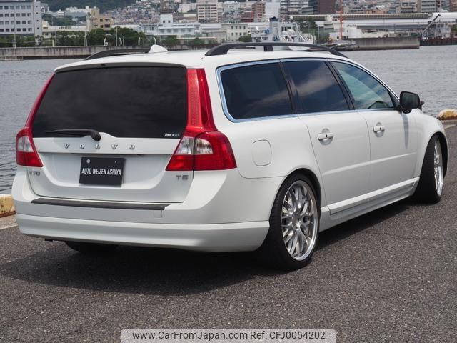 volvo v70 2012 quick_quick_BB4204TW_YV1BW475BC1236271 image 2