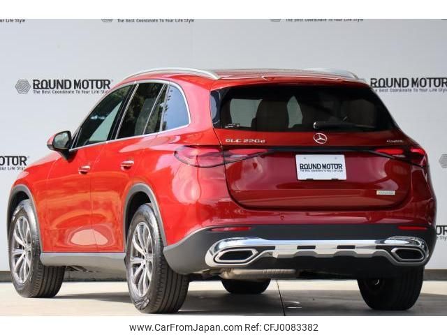 mercedes-benz glc-class 2023 quick_quick_3CA-254605C_W1N2546052F038783 image 2