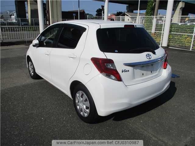 toyota vitz 2015 TE3449 image 1