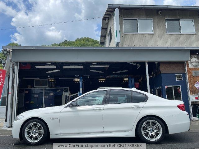 bmw 5-series 2011 CFJ1738368 image 2