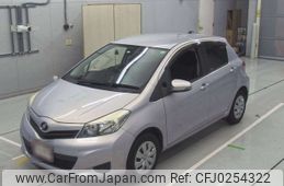 toyota vitz 2014 -TOYOTA--Vitz NSP130-2145674---TOYOTA--Vitz NSP130-2145674-