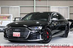 audi s8 2022 quick_quick_F8CWWF_WAUZZZF80MN028529