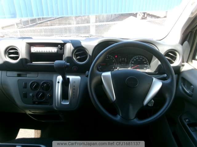 isuzu como 2016 CFJ1681137 image 2