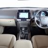 toyota land-cruiser-prado 2022 25922803 image 25
