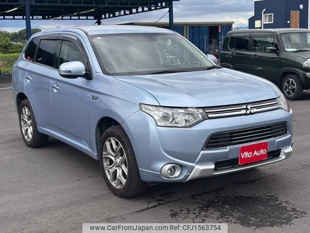 mitsubishi outlander-phev 2014 CFJ1563754 image 2