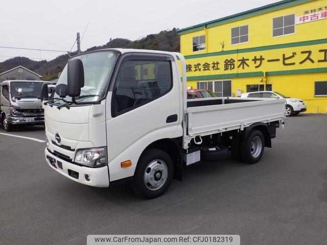 hino dutro 2024 GOO_NET_EXCHANGE_0720194A30240907W001 image 1