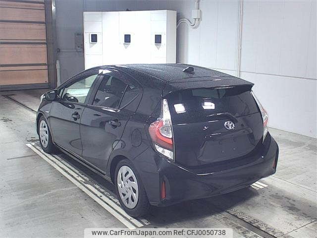 toyota aqua 2017 -TOYOTA--AQUA NHP10-6632246---TOYOTA--AQUA NHP10-6632246- image 2