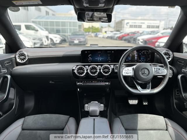 mercedes-benz cla-class 2023 CFJ1555685 image 2