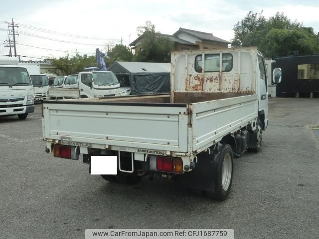 nissan atlas 2004 CFJ1687759 image 2