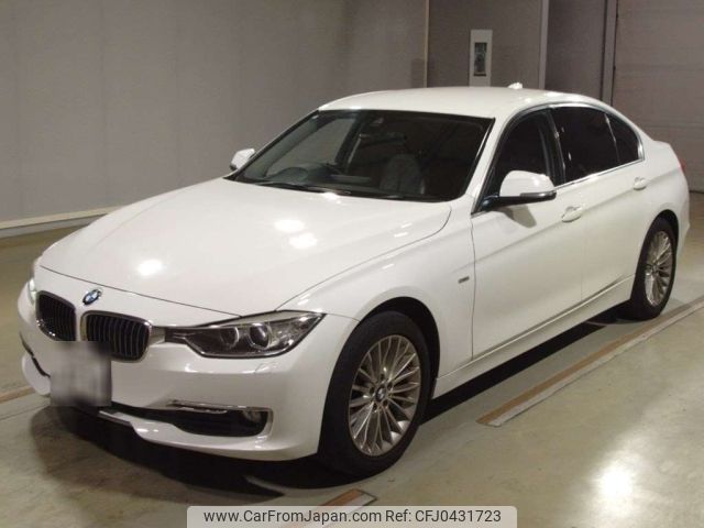 bmw 3-series 2014 -BMW 【姫路 330せ4720】--BMW 3 Series 3D20-WBA3D36070NS43461---BMW 【姫路 330せ4720】--BMW 3 Series 3D20-WBA3D36070NS43461- image 1