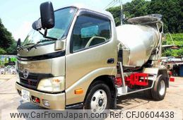 hino dutro 2010 CFJ0604438