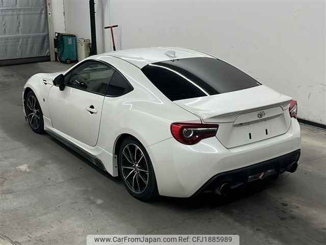 toyota 86 2018 CFJ1885989 image 2