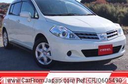 nissan tiida 2011 D00266