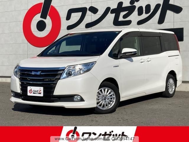 2016 Toyota Noah ZWR80G - Car Price $15,771
