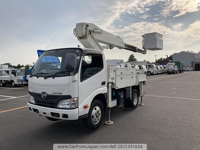 hino dutro 2014 GOO_NET_EXCHANGE_0403859A30250628W001 image 2