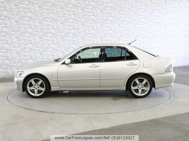 toyota altezza 1999 CFJ0123027 image 2